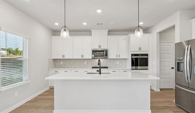 2828 Sweet Red Circle, Braselton, GA 30517