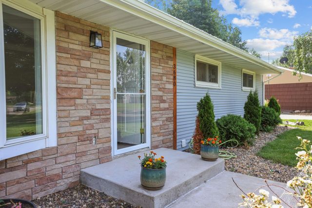 3680 Fairlane Street, White Bear Lake, MN 55110