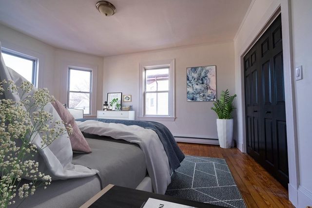 302 Summit Ave 3, Boston, MA 02135