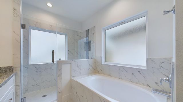 6404 Pregonero Lane, Houston, TX 77048