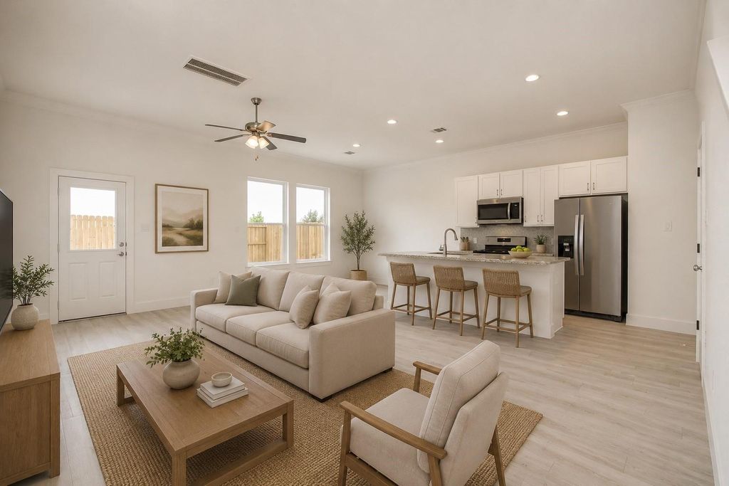 6404 Pregonero Lane, Houston, TX 77048
