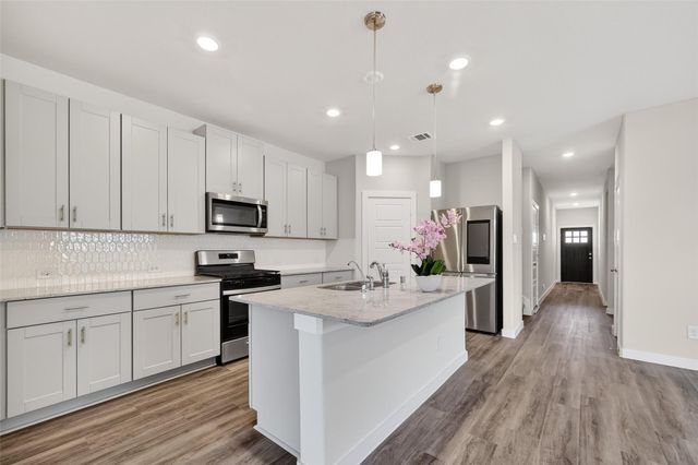 12119 Rushing Ridge Dr, Baytown, TX 77523