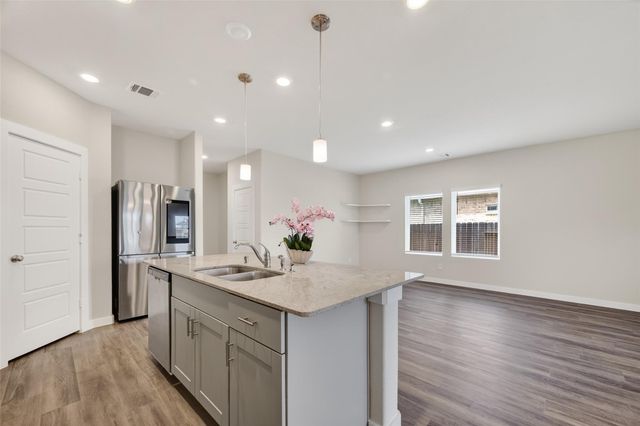 12119 Rushing Ridge Dr, Baytown, TX 77523