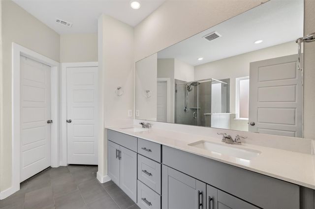 12119 Rushing Ridge Dr, Baytown, TX 77523