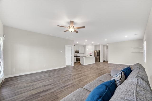 12119 Rushing Ridge Dr, Baytown, TX 77523