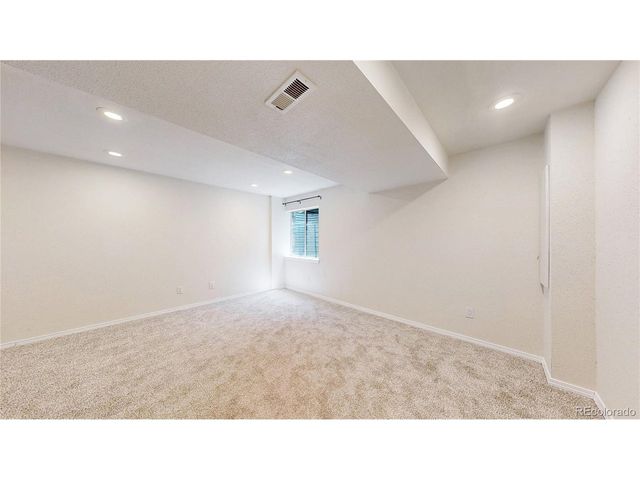 2714 Bryant Dr, Broomfield, CO 80020