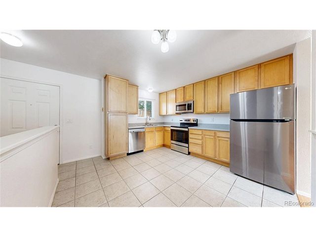 2714 Bryant Dr, Broomfield, CO 80020