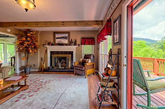 995 Glassy Mountain Road, Hiawassee, GA 30546