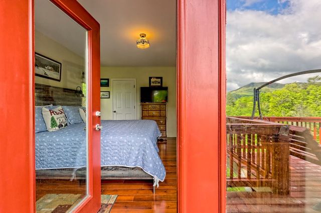 995 Glassy Mountain Road, Hiawassee, GA 30546