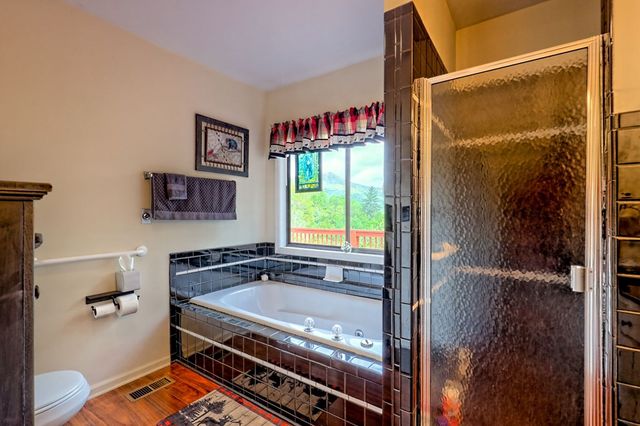 995 Glassy Mountain Road, Hiawassee, GA 30546