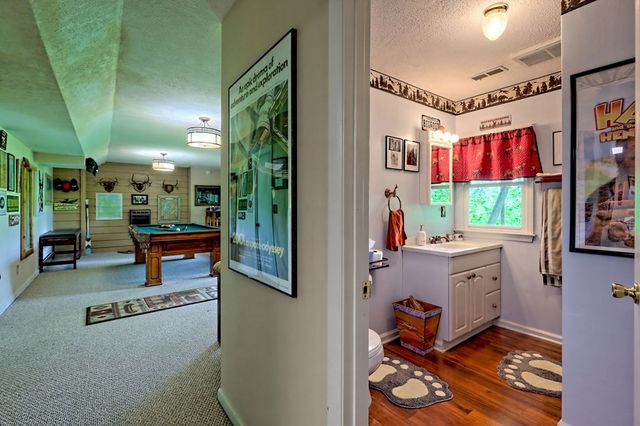 995 Glassy Mountain Road, Hiawassee, GA 30546