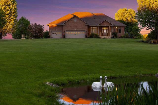 16845 Norell Avenue N, Marine On Saint Croix, MN 55047