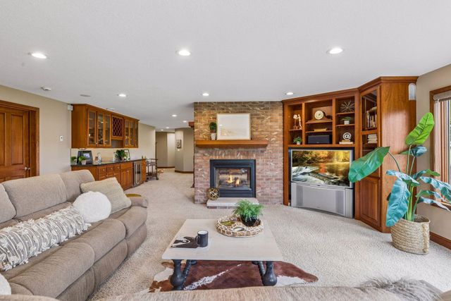 16845 Norell Avenue N, Marine On Saint Croix, MN 55047