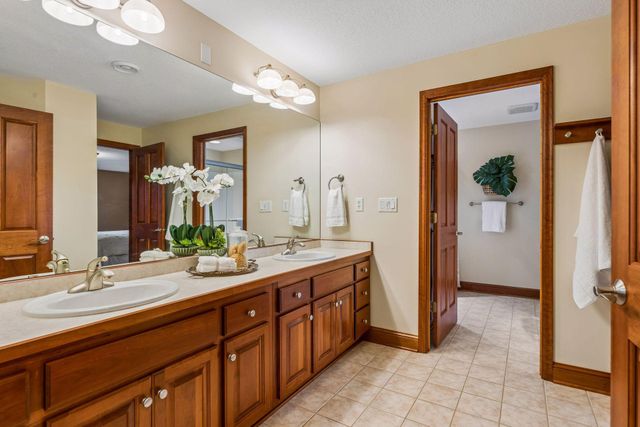 16845 Norell Avenue N, Marine On Saint Croix, MN 55047