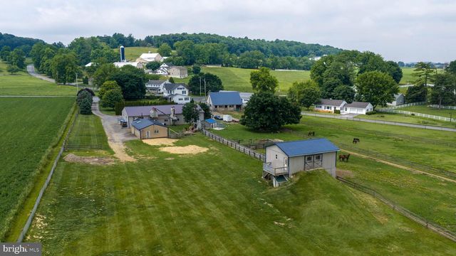645 MOUNT VERNON RD, Gap, PA 17527