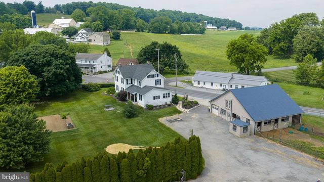645 MOUNT VERNON RD, Gap, PA 17527