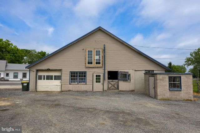 645 MOUNT VERNON RD, Gap, PA 17527