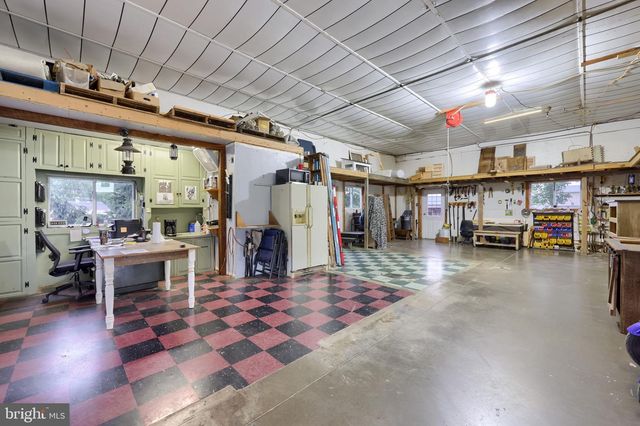 645 MOUNT VERNON RD, Gap, PA 17527