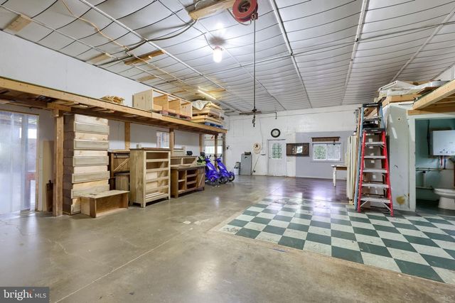 645 MOUNT VERNON RD, Gap, PA 17527