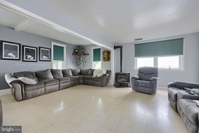 645 MOUNT VERNON RD, Gap, PA 17527