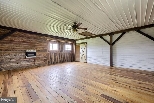 645 MOUNT VERNON RD, Gap, PA 17527