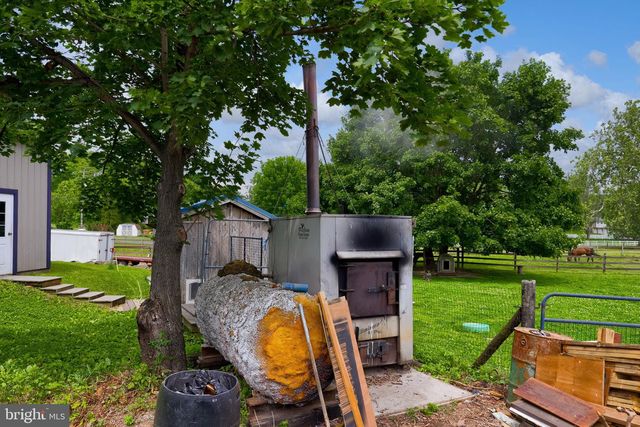 645 MOUNT VERNON RD, Gap, PA 17527