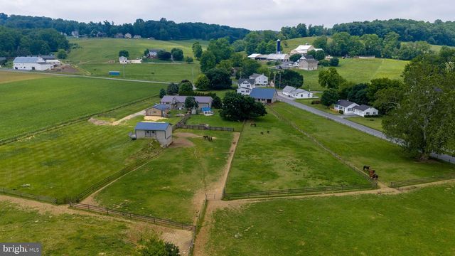 645 MOUNT VERNON RD, Gap, PA 17527