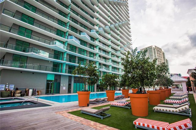 1300 S Miami Ave 2210, Miami, FL 33130