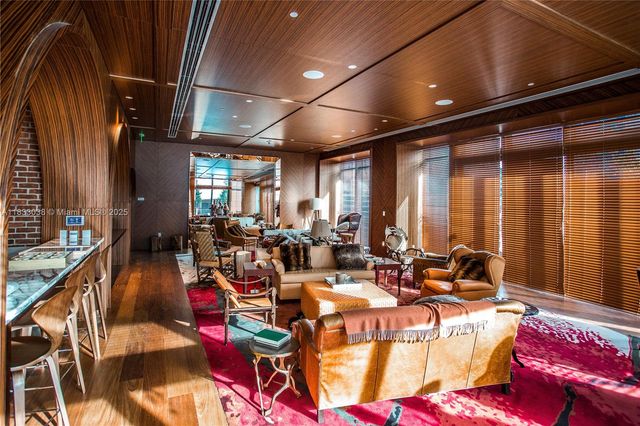 1300 S Miami Ave 2210, Miami, FL 33130