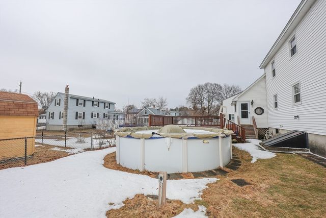 57 Arnold Ave, Lowell, MA 01852