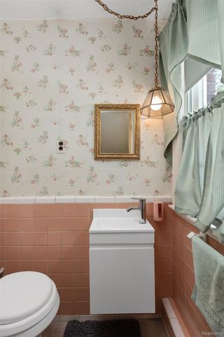 2357 21st Street, Wyandotte, MI 48192