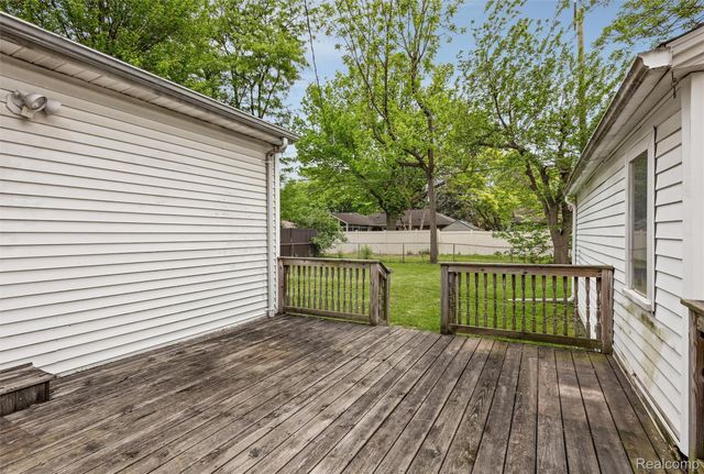 2357 21st Street, Wyandotte, MI 48192