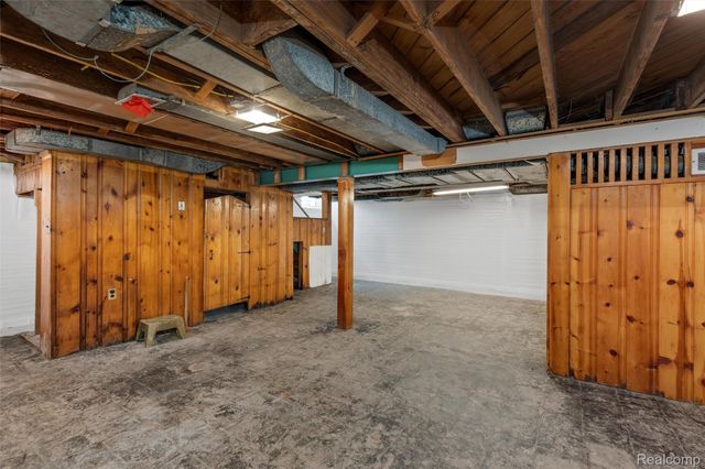 2357 21st Street, Wyandotte, MI 48192