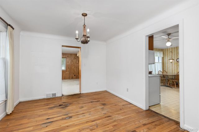 2357 21st Street, Wyandotte, MI 48192
