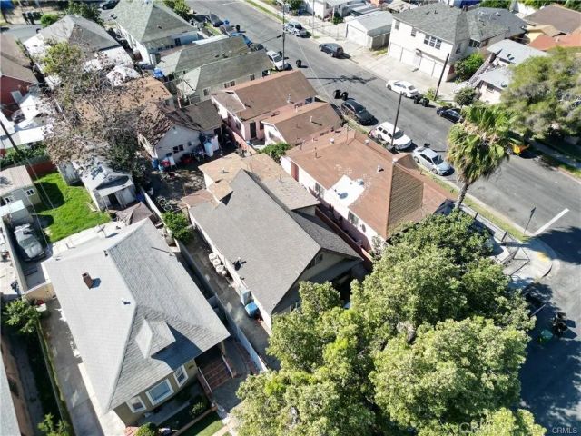 1208 E 34th Street Los Angeles CA, Los Angeles, CA 90011