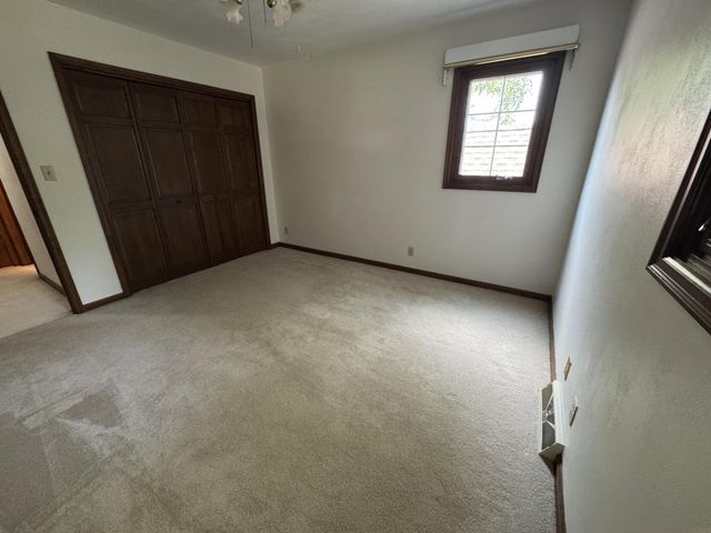 2329 Minnetonka Drive, Cedar Falls, IA 50613