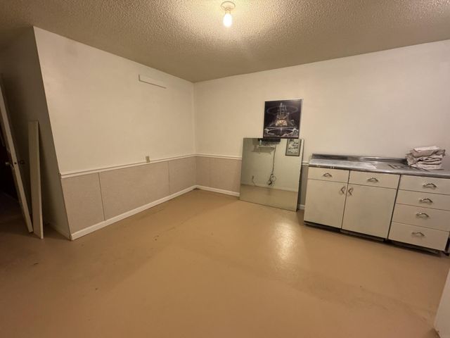 2329 Minnetonka Drive, Cedar Falls, IA 50613