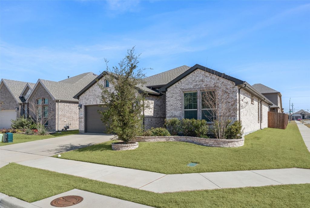 11500 Royston Street, Fort Worth, TX 76244