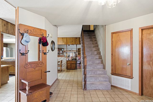 126 Packsaddle Circle, Del Rio, TX 78840