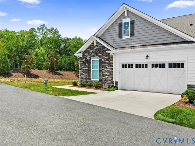 6912 Welara Run, Moseley, VA 23120