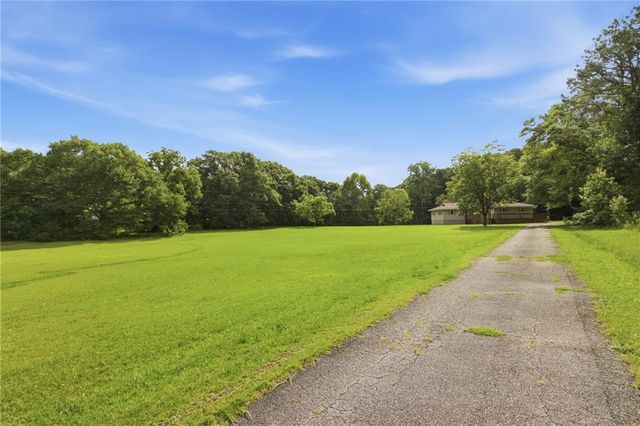 1968 Highway 211, Statham, GA 30666