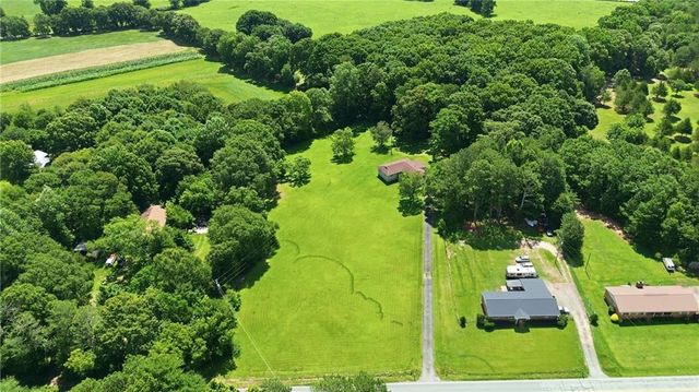 1968 Highway 211, Statham, GA 30666