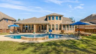 2118 Barton Woods Boulevard, Conroe, TX 77301