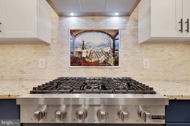 874 BOYDS SCHOOL RD, Gettysburg, PA 17325