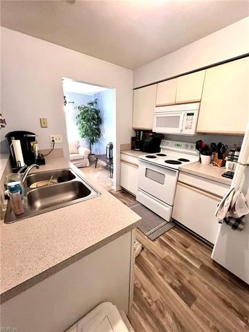 3102 Tidal Bay LN, Virginia Beach, VA 23455