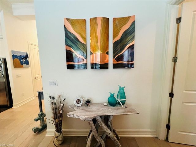 6574 Amarone LN, Naples, FL 34113