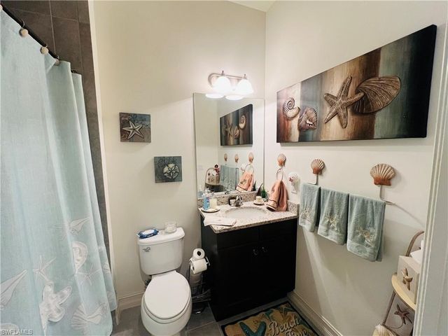 6574 Amarone LN, Naples, FL 34113