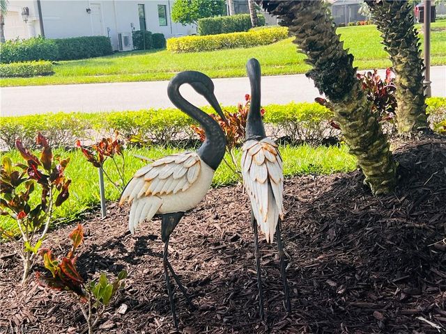 6574 Amarone LN, Naples, FL 34113