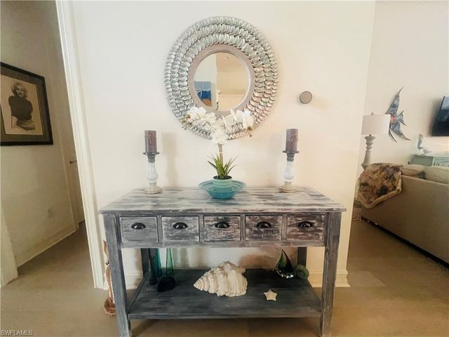 6574 Amarone LN, Naples, FL 34113