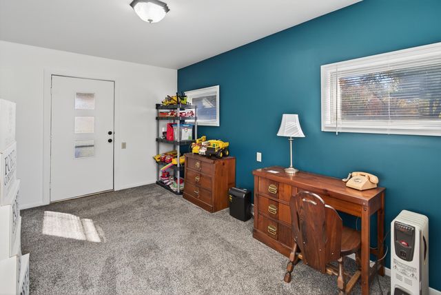 105 Meadowbrook Boulevard, Kingsford Heights, IN 46346